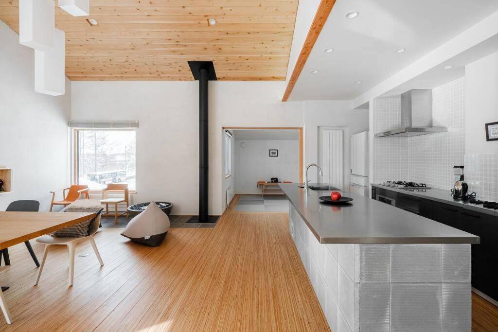 6Ty6 Vacation Home Нисэко Экстерьер фото